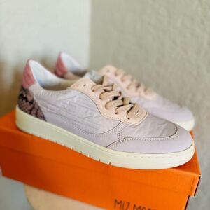 Miz Mooz Veronica Leather Sneaker Lotus Metallic Size 8.5 Euro 39, NWT